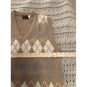 Vintage Royal‎ Knight Argyle Knit Sweater Vest M Wool & Acrylic Beige